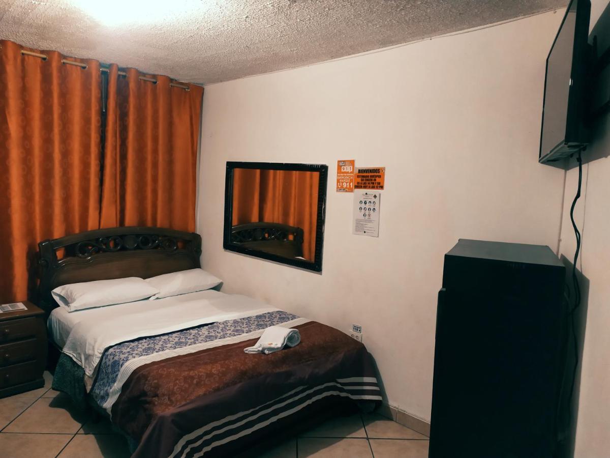 Hostal Ajavi Del Sur Кіто Екстер'єр фото