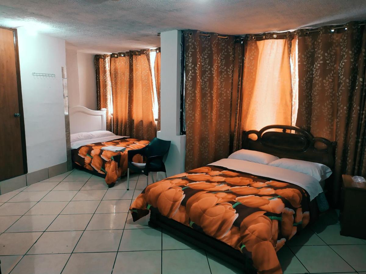 Hostal Ajavi Del Sur Кіто Екстер'єр фото