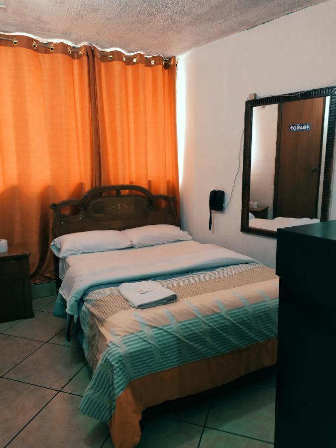 Hostal Ajavi Del Sur Кіто Екстер'єр фото