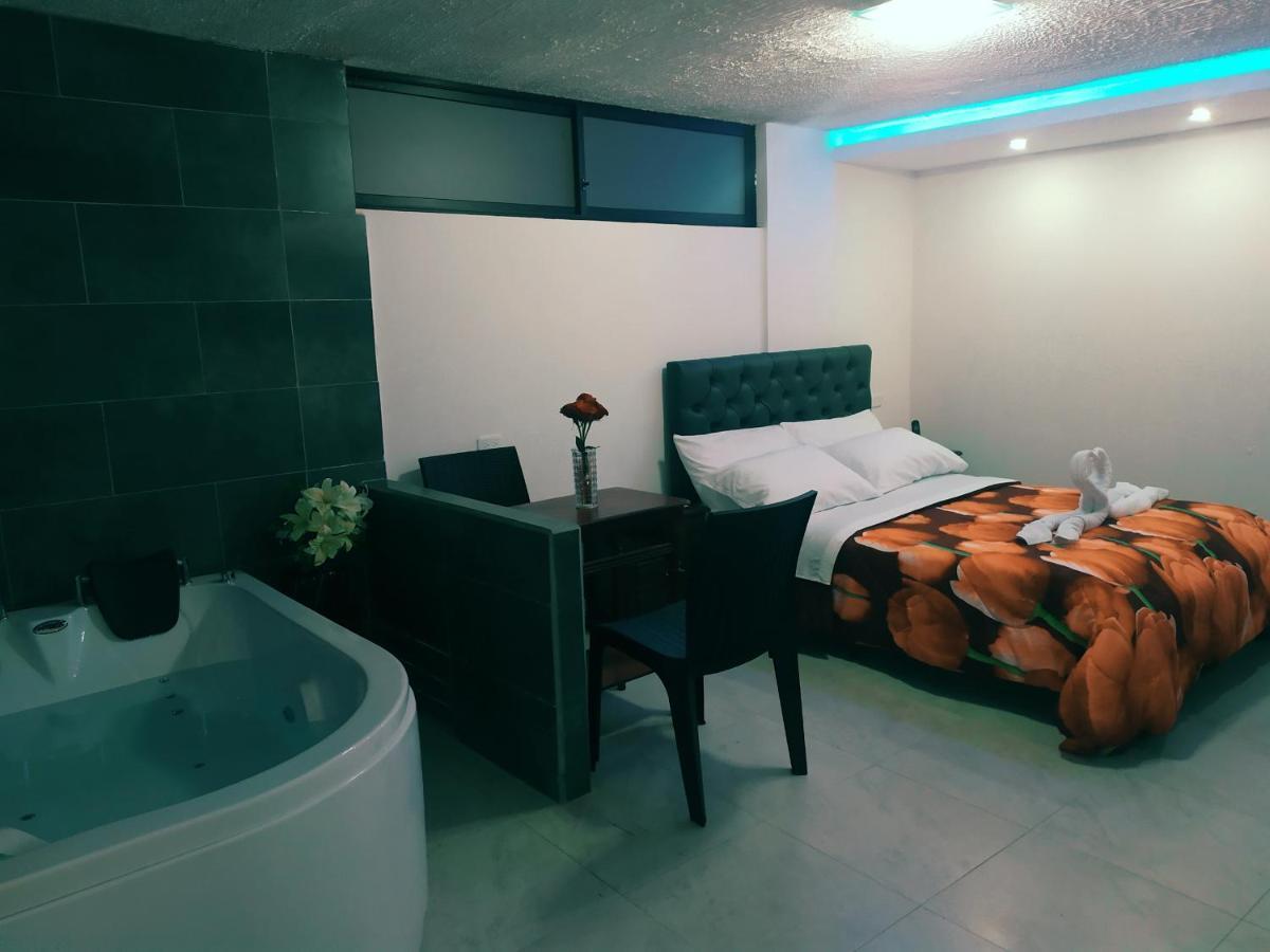 Hostal Ajavi Del Sur Кіто Екстер'єр фото